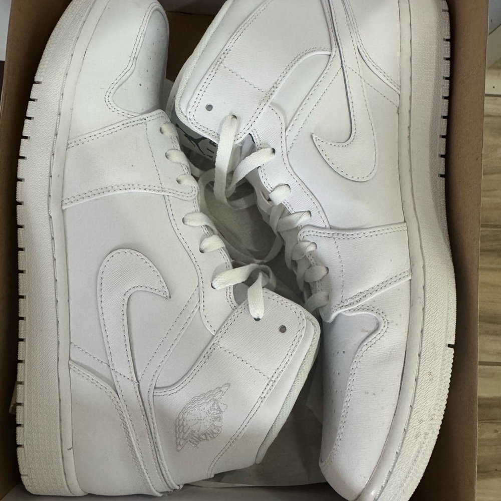 Air Jordan 1